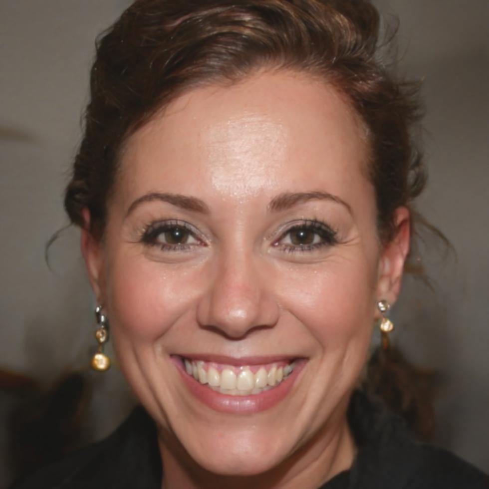 Eğitmen Elif Demirtaş profil fotoğrafı